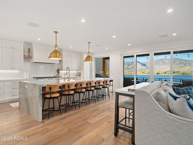 6384 E 725 S 49, Huntsville, UT 84317