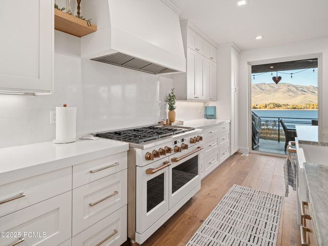 6384 E 725 S 49, Huntsville, UT 84317