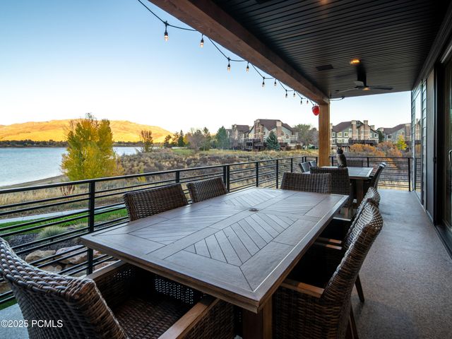 6384 E 725 S 49, Huntsville, UT 84317