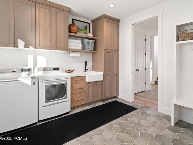 6384 E 725 S 49, Huntsville, UT 84317