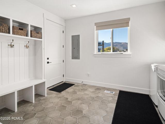 6384 E 725 S 49, Huntsville, UT 84317