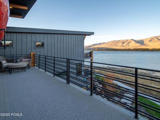 6384 E 725 S 49, Huntsville, UT 84317