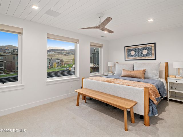 6384 E 725 S 49, Huntsville, UT 84317