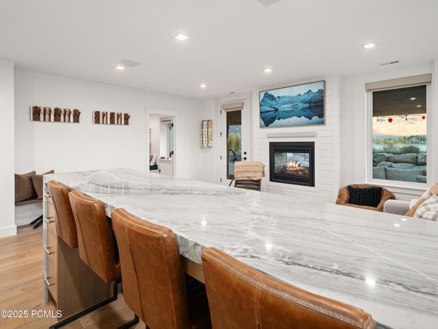 6384 E 725 S 49, Huntsville, UT 84317