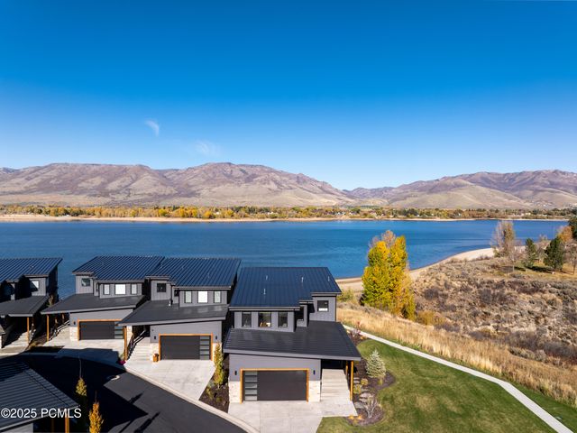 6384 E 725 S 49, Huntsville, UT 84317