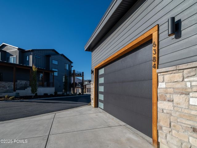 6384 E 725 S 49, Huntsville, UT 84317