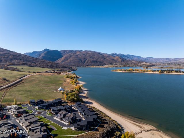 6384 E 725 S 49, Huntsville, UT 84317