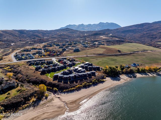 6384 E 725 S 49, Huntsville, UT 84317