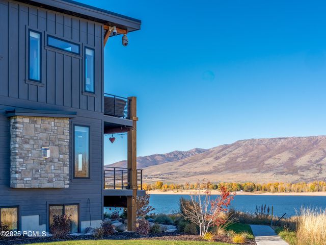 6384 E 725 S 49, Huntsville, UT 84317