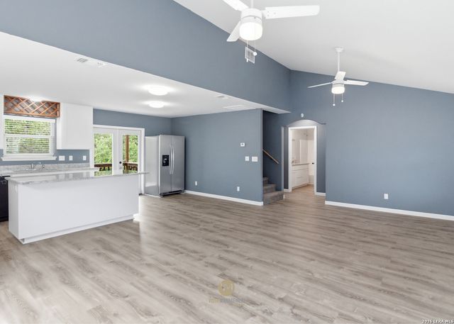 507 Scenic Run, Canyon Lake, TX 78133