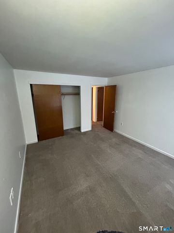 1205 Cromwell Hills Drive 1205, Cromwell, CT 06416