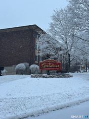 1205 Cromwell Hills Drive 1205, Cromwell, CT 06416