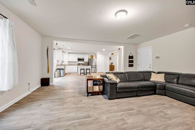 169 Carriagebrook Circle, Camden, SC 29020