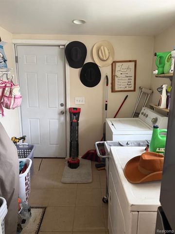 4226 Welch Road, Attica, MI 48412