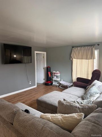 4226 Welch Road, Attica, MI 48412