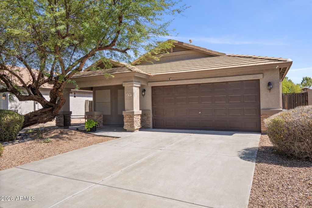 16747 W POLK Street, Goodyear, AZ 85338 — photo 2