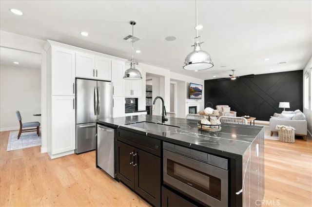 17008 Birch Hill Road, Riverside, CA 92504