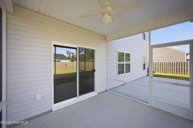 130 Plumtree Lane, Castle Hayne, NC 28429