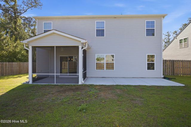 130 Plumtree Lane, Castle Hayne, NC 28429