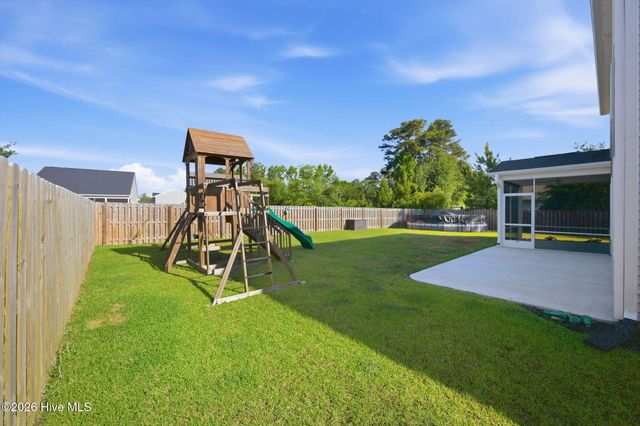 130 Plumtree Lane, Castle Hayne, NC 28429