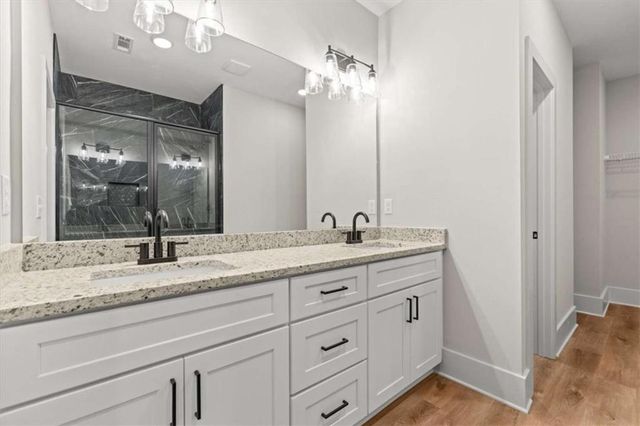 129 Deer Park Drive, Carrollton, GA 30116