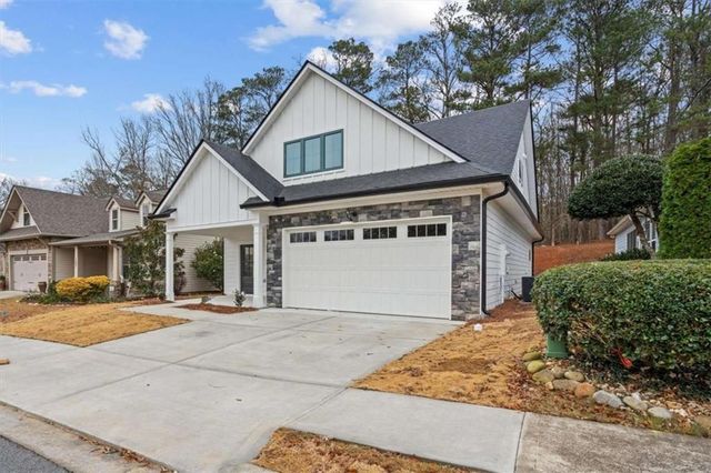 129 Deer Park Drive, Carrollton, GA 30116