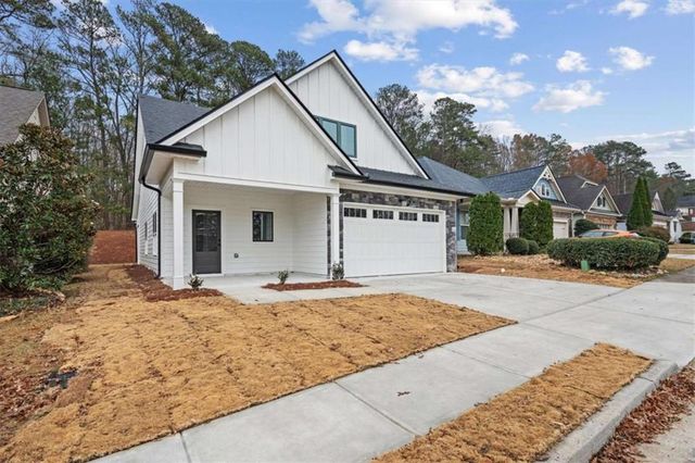 129 Deer Park Drive, Carrollton, GA 30116