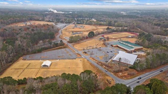 129 Deer Park Drive, Carrollton, GA 30116