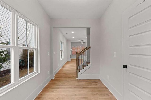 129 Deer Park Drive, Carrollton, GA 30116