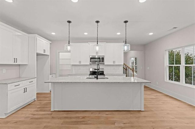 129 Deer Park Drive, Carrollton, GA 30116