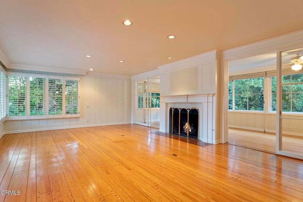 Image 8 of property listing at 1650 Knollwood Drive, Pasadena, CA 91103