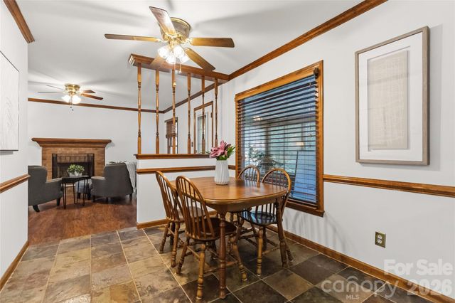 6933 Albaneen Court, Charlotte, NC 28215
