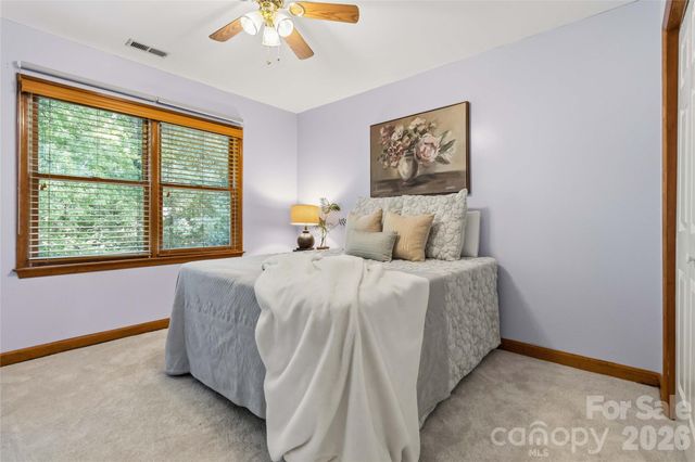 6933 Albaneen Court, Charlotte, NC 28215