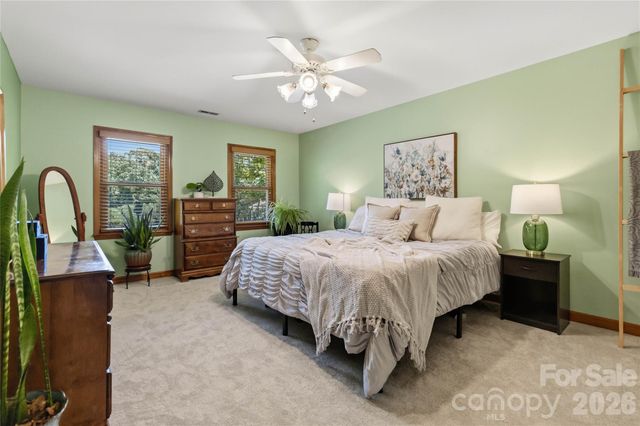 6933 Albaneen Court, Charlotte, NC 28215
