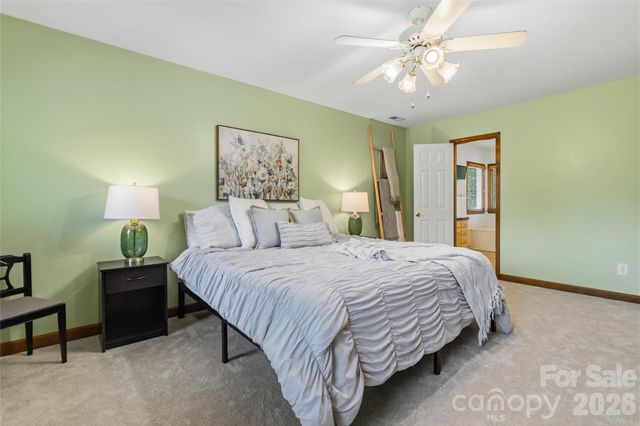 6933 Albaneen Court, Charlotte, NC 28215