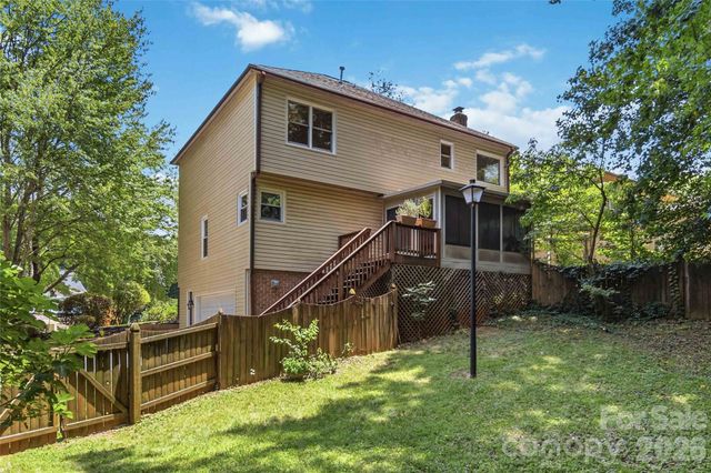6933 Albaneen Court, Charlotte, NC 28215