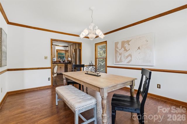6933 Albaneen Court, Charlotte, NC 28215