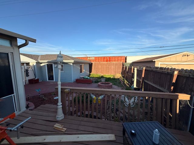 1011 ASH Street, Council Bluffs, IA 51501