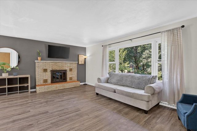 2547 S Florence Drive, Beloit, WI 53511