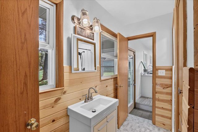 2547 S Florence Drive, Beloit, WI 53511