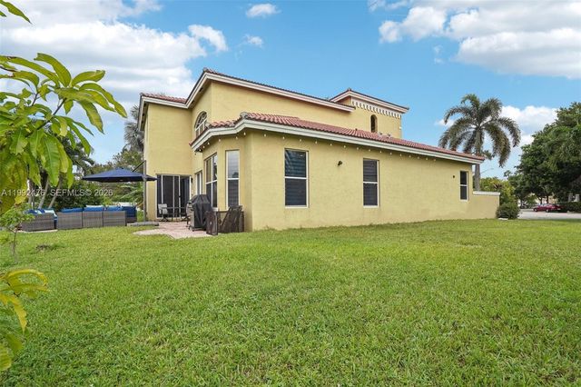 13247 SW 26th St, Miramar, FL 33027