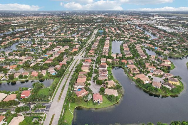 13247 SW 26th St, Miramar, FL 33027