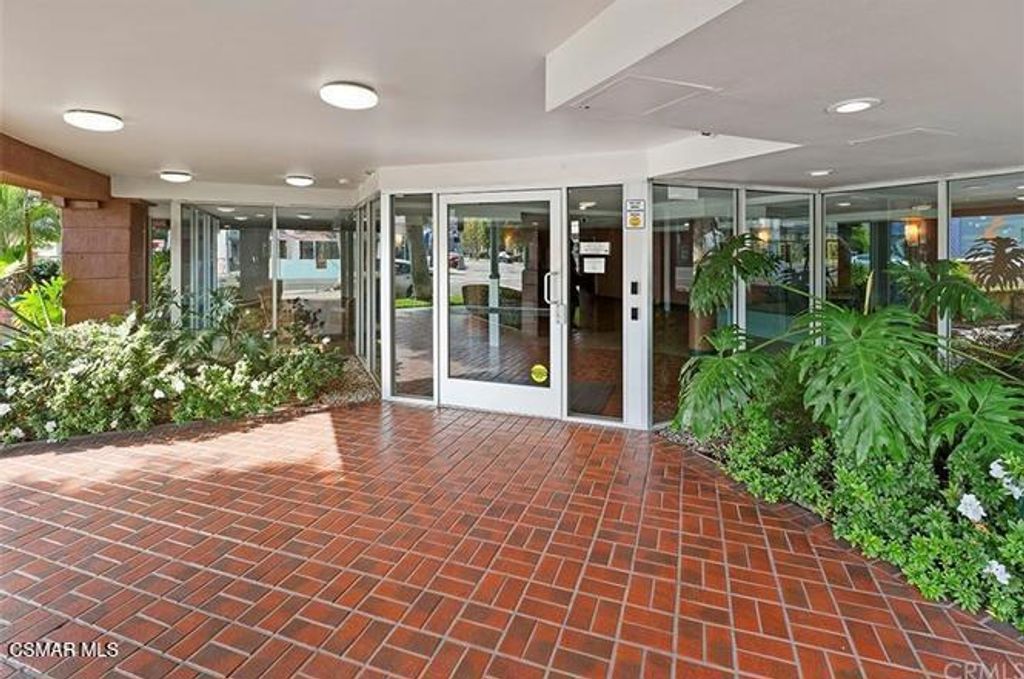 801 Pine Avenue 303, Long Beach, CA 90813 — photo 2