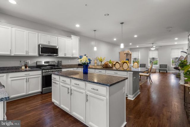 3805 PENTLAND HILLS DR, Upper Marlboro, MD 20774