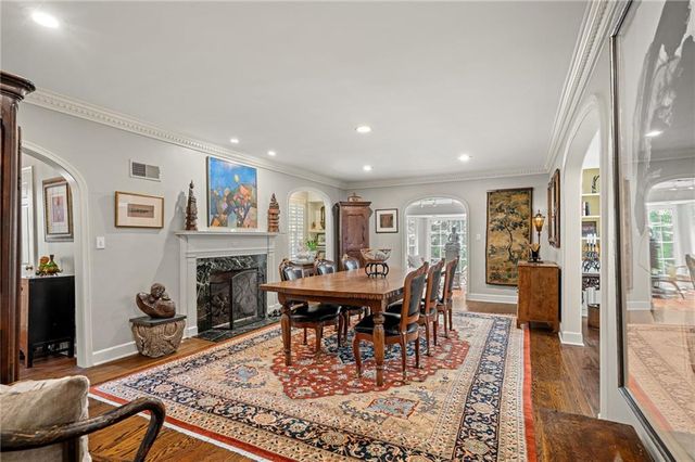 6436 Overbrook Road, Mission Hills, KS 66208