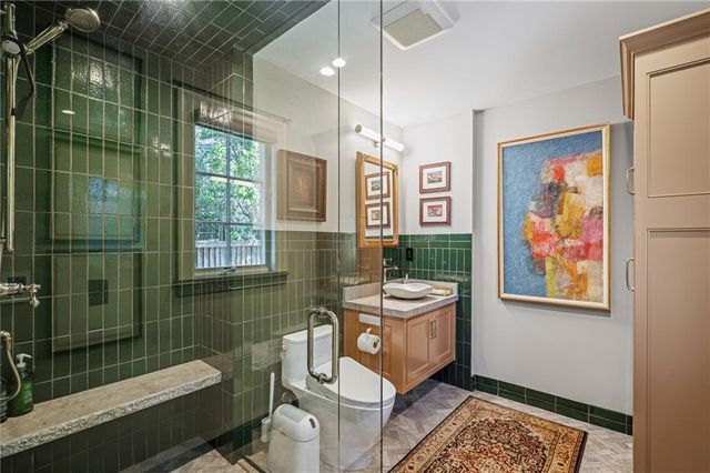 6436 Overbrook Road, Mission Hills, KS 66208