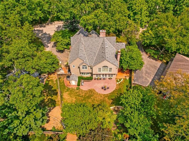 6436 Overbrook Road, Mission Hills, KS 66208