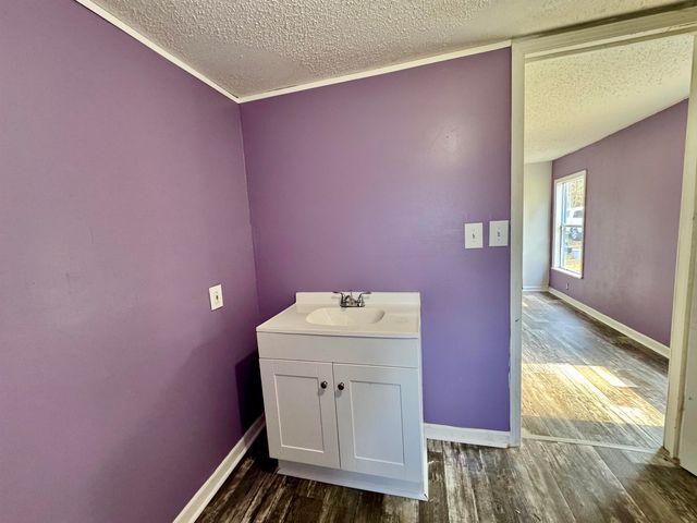 855 BEASON DR, Morris Chapel, TN 38361