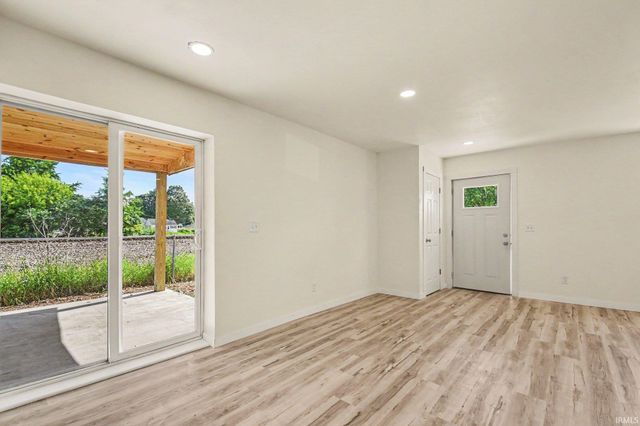 218 Meridian Street, Mishawaka, IN 46544