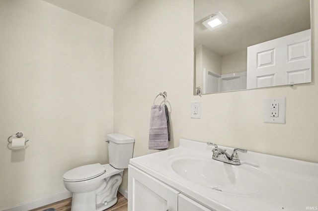 218 Meridian Street, Mishawaka, IN 46544